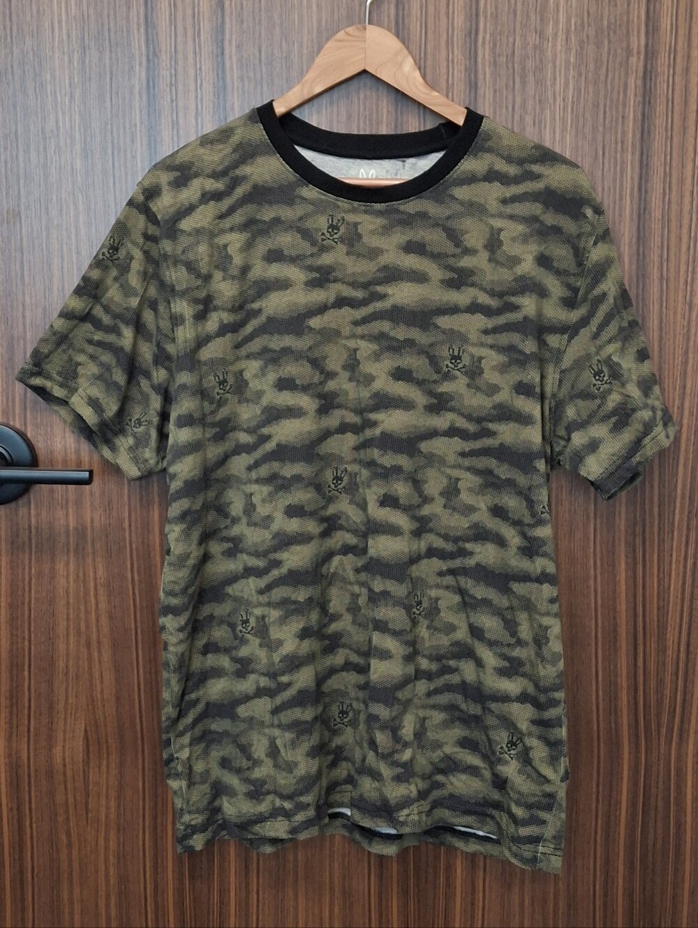 PSYCHO BUNNY Camo T-shirt SZ 6/L